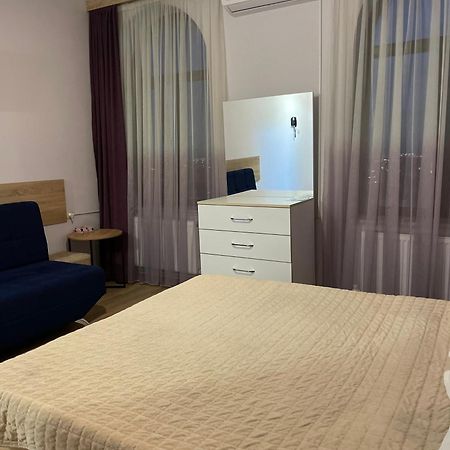 Decca Hotel Erivan Dış mekan fotoğraf