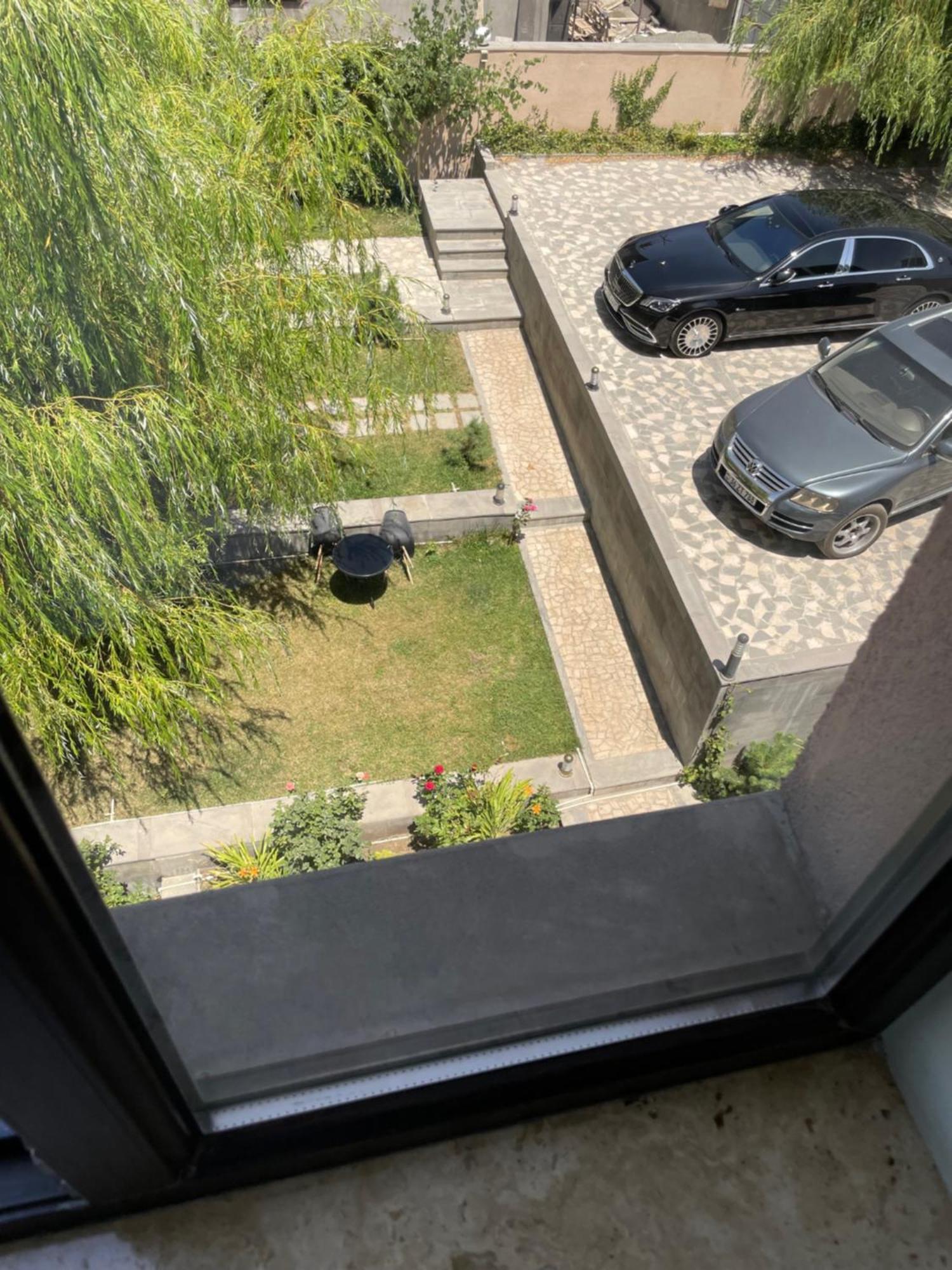 Decca Hotel Erivan Dış mekan fotoğraf